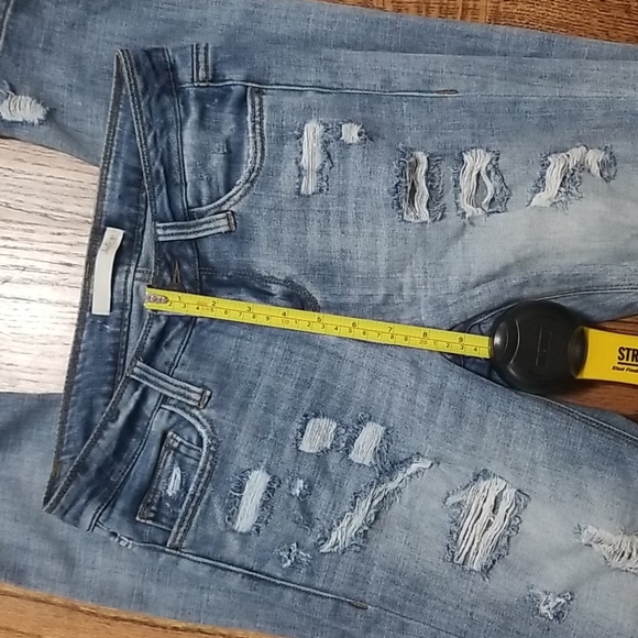 NWOT Daytrip Lynx Skinny factory distressed - Picture 3 of 8